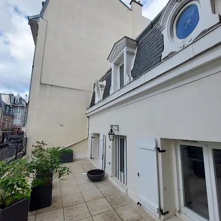 Duplex Hyper Centre *