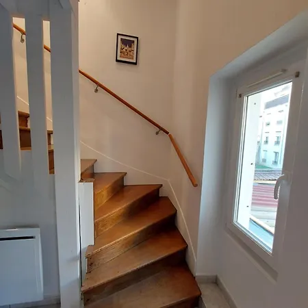 Duplex Hyper Centre Apartment Brunoy