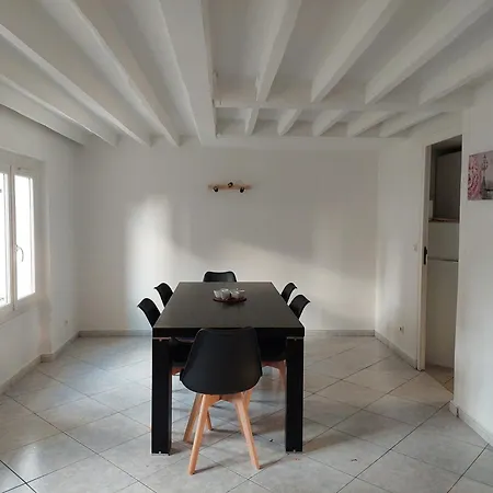 Duplex Hyper Centre Apartment Brunoy